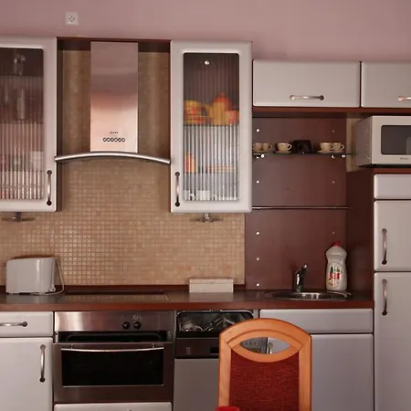 Jurincom Apartmens Zamecky Vrch Апартаменты Карловы Вары